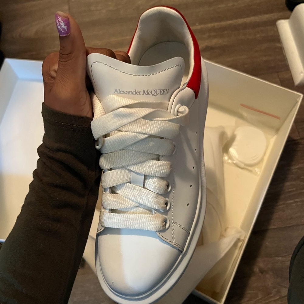 Alexander McQueen Size 37